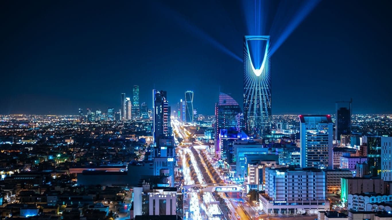 How Foreigners Can Buy Property in Riyadh: Investment Guide & ROI